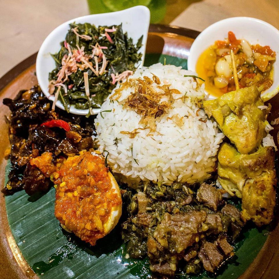 Secret Flavors at the Heart of Cilacap: Panglima Resto, The Locals' Favorite Eatery