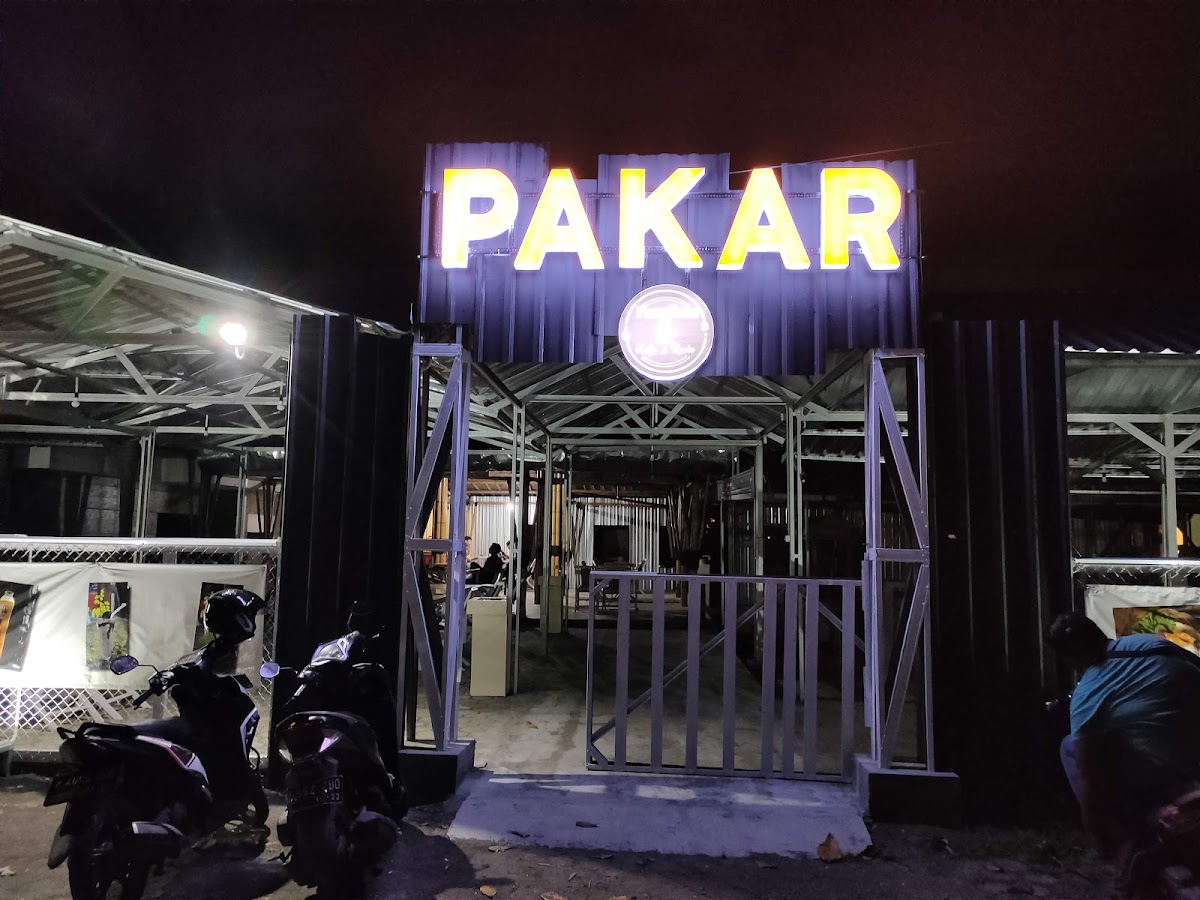 Sop Gurame Mbak Lili: Rahasia Rasa yang Bikin Warga Cilacap Rela Antre
